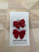 Gorgeous large glitter bow stud