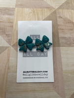 Large perfect glitter bow stud